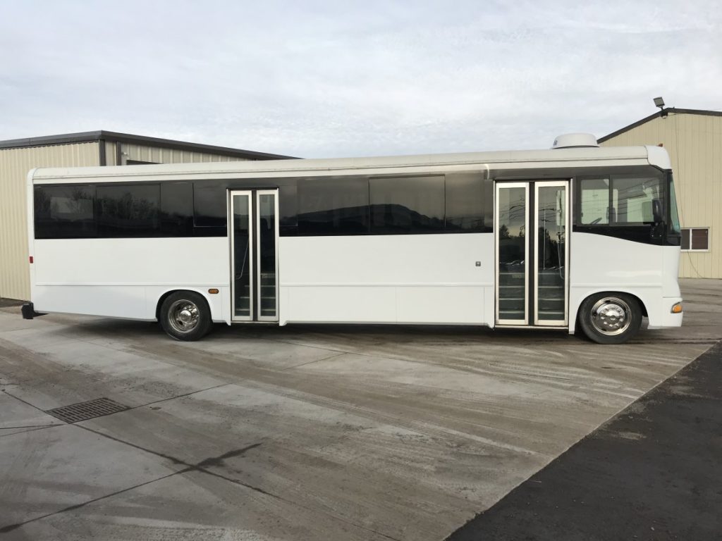 Glaval Bus Freightliner Apollo Shuttle Bus For Sale Lge